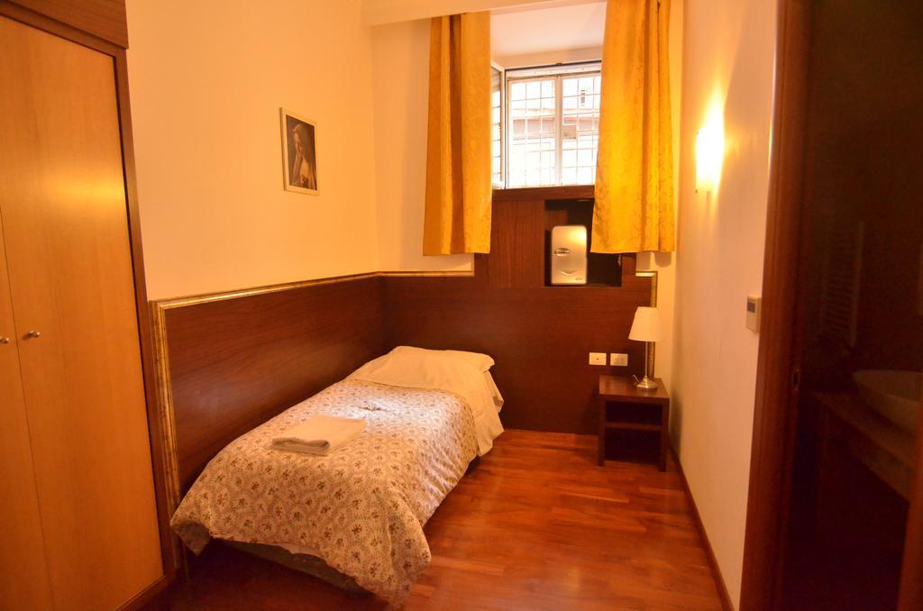 Mille Fiori Bed & Breakfast Rome Bilik gambar